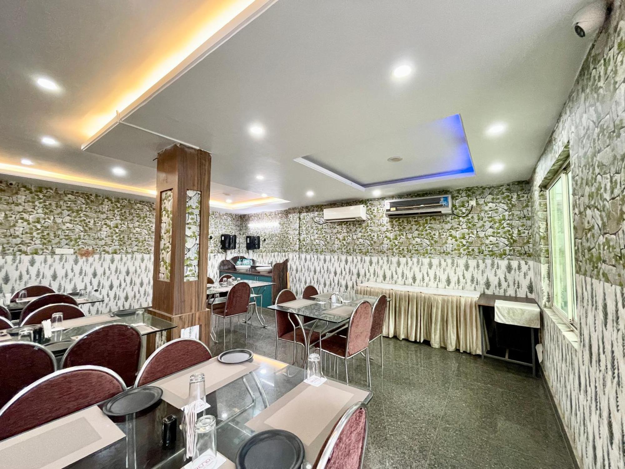 Hotel Trends In Пури Экстерьер фото