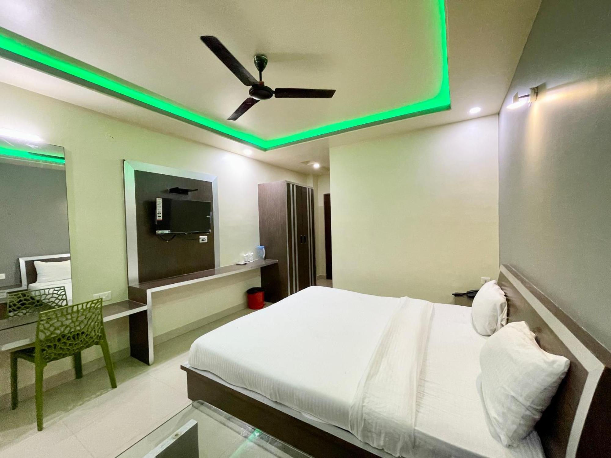Hotel Trends In Пури Экстерьер фото