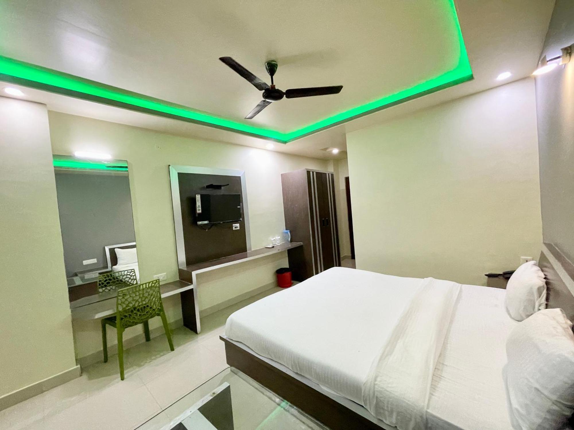 Hotel Trends In Пури Экстерьер фото